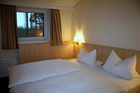 Landhaus Berger Vendégház Feldhausen Szoba fotó